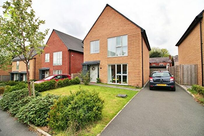 4 Bedroom Detached House For Sale In Spinney Way, Westhoughton, BL5