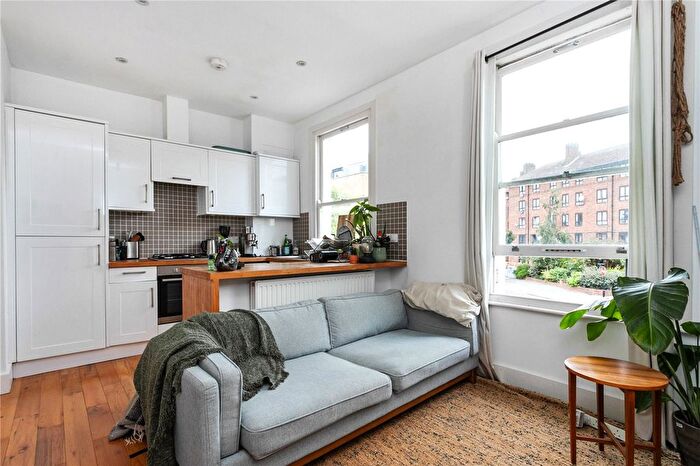 1 Bedroom Flat To Rent In Reighton Road, London, E5