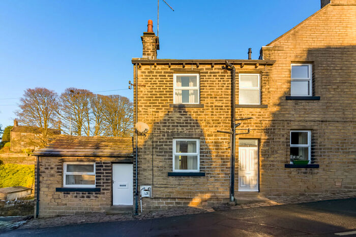 1 Bedroom End Of Terrace House To Rent In East Street, Jackson Bridge, Holmfirth, HD9