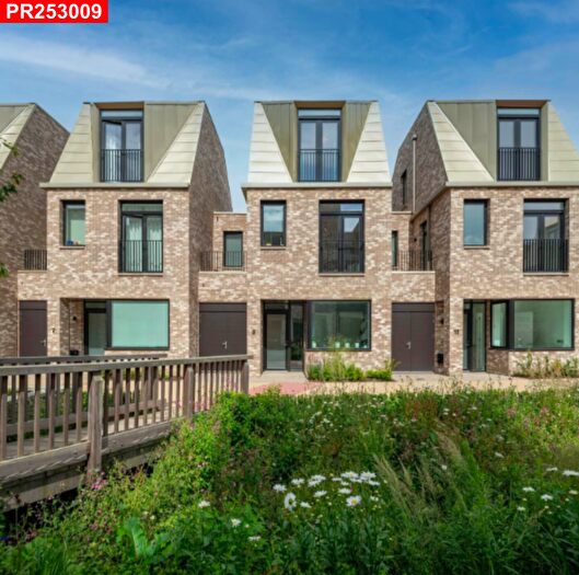 2 Bedroom Flat To Rent In Aston Terrace, Cambridge, – Bedrooms Flat, CB3