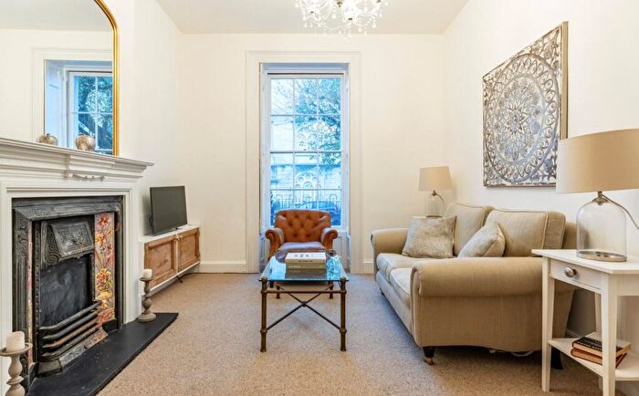 2 Bedroom Apartment To Rent In Gordon Road, Clifton, BS8