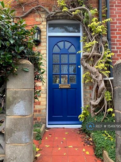 2 Bedroom Terraced House To Rent In Eagle Road, Guildford, GU1