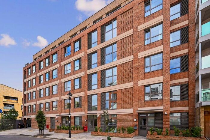 2 Bedroom Flat To Rent In Morville Street, London, E3