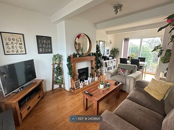 2 Bedroom Terraced House To Rent In Burley Wood Crescent, Leeds, LS4