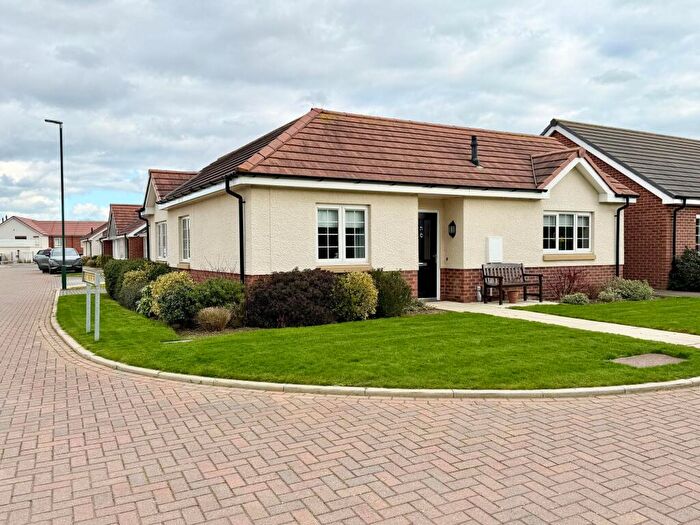 2 Bedroom Detached Bungalow For Sale In Hawthorne Road, Humberston, DN36
