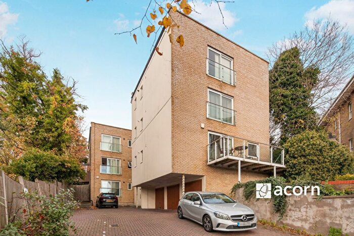 2 Bedroom Flat To Rent In Overhill Road, London, SE22