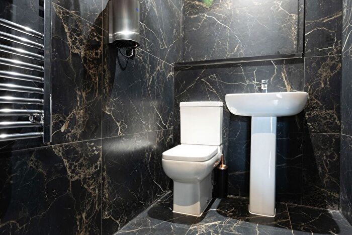 1 Bedroom Flat For Sale In The Summit, Liverpool Baltic Triangle, Liverpool, L8