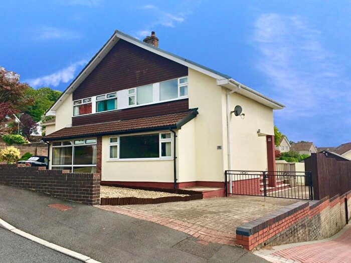 3 Bedroom House To Rent In Nursery Rise, Bedwas, CF83