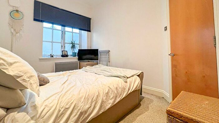 2 Bedroom Apartment To Rent In Sele Mill, Hertford, SG14