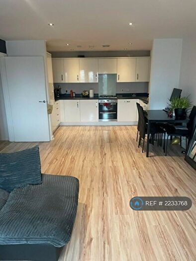 2 Bedroom Flat To Rent In Telford Square, Dartford, DA1