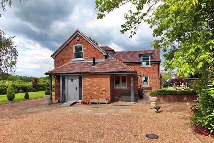 4 Bedroom Detached House To Rent In Goudhurst Road, Cranbrook, TN17