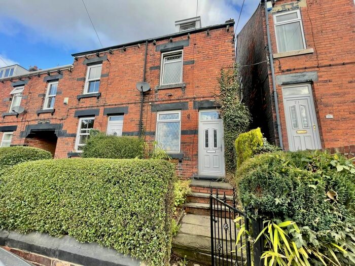 3 Bedroom Property To Rent In Shaw Lane, Carlton, Barnsley, S71