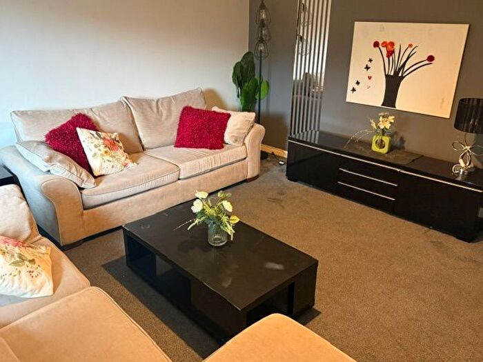 2 Bedroom Flat To Rent In Linksfield Road, Aberdeen, AB24