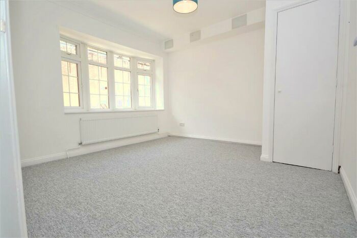 2 Bedroom Apartment To Rent In Bournemouth Close To Town Centre, BH2