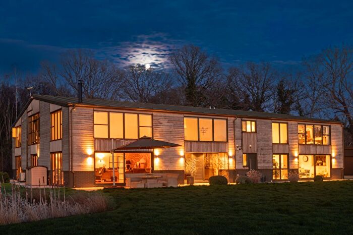 6 Bedroom Detached House For Sale In Etchden Road, Bethersden, Kent, TN26