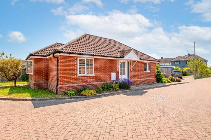 2 Bedroom Detached Bungalow To Rent In Range View, Colchester, CO2