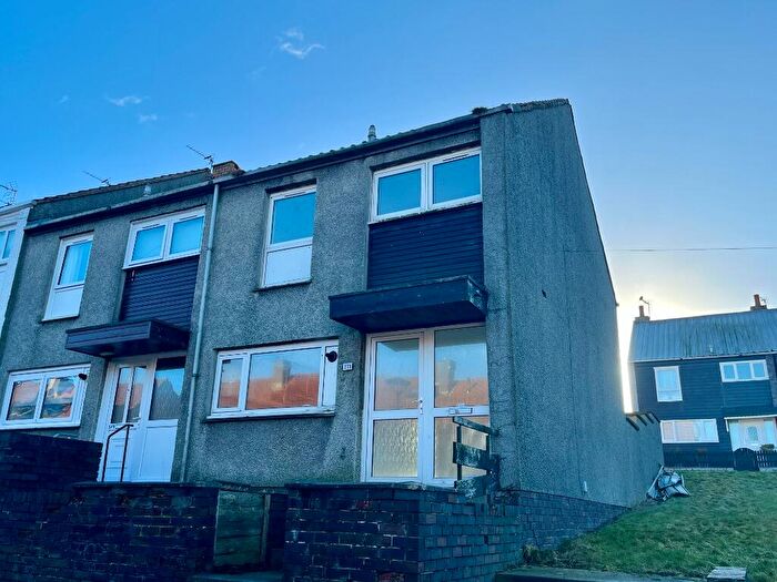 3 Bedroom Terraced House To Rent In Barshare Road, Cumnock, East Ayrshire, KA18