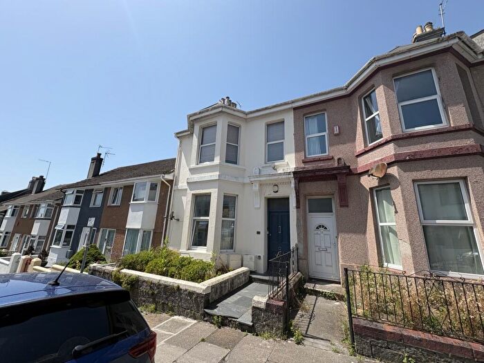 2 Bedroom Flat To Rent In Baring Street, Plymouth, PL4