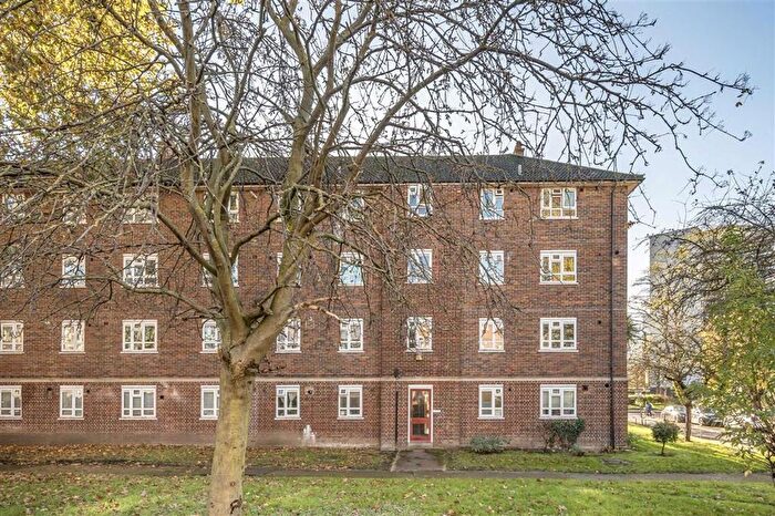 1 Bedroom Flat To Rent In Ravens Way, London, SE12