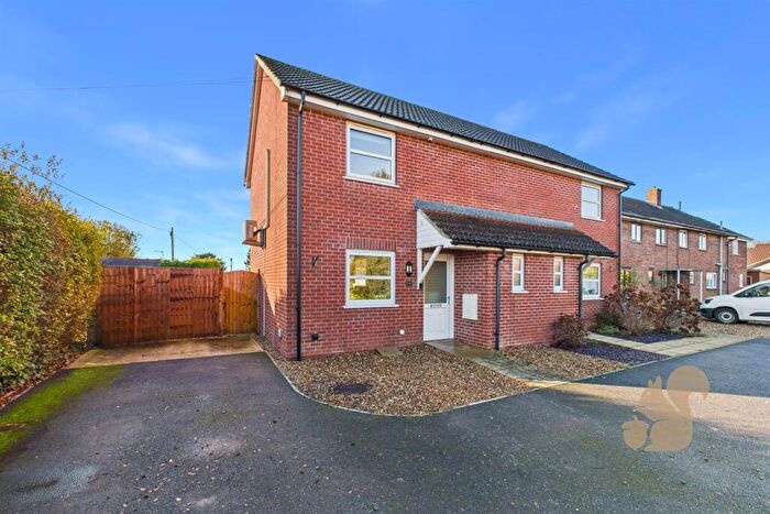 2 Bedroom Semi Detached House For Sale In Pot Kiln Road, Great Cornard, CO10