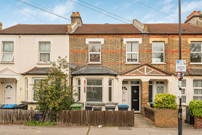 1 Bedroom Apartment For Sale In Alexandra Road, Croydon, CR0