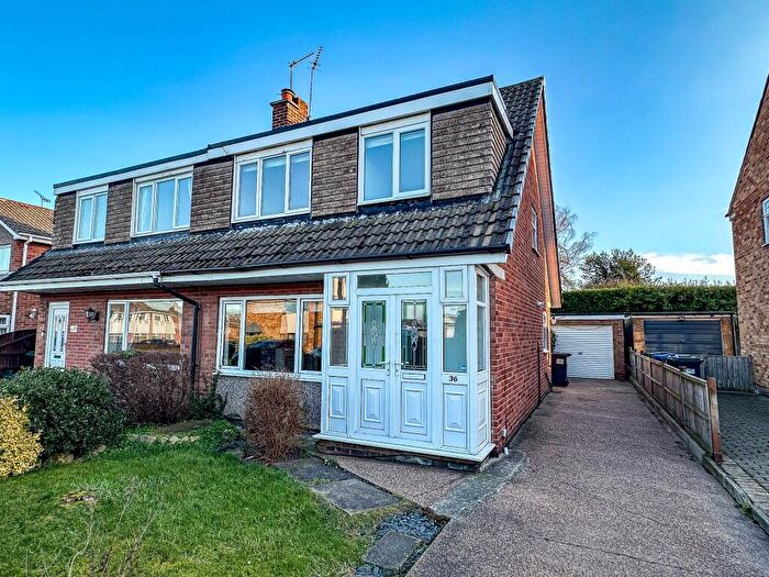 3 Bedroom Semi-Detached House To Rent In Westmorlands Way, Sprotbrough, Doncaster, DN5
