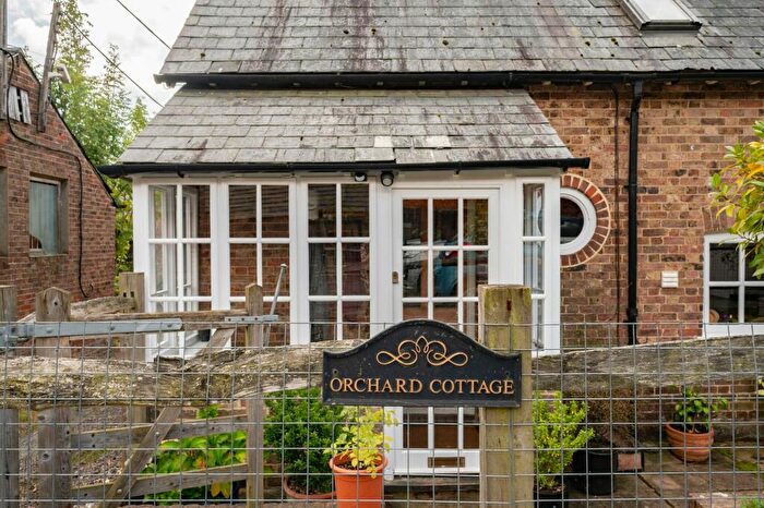 4 Bedroom Semi-Detached House For Sale In Cowfold Road, Bolney, RH17