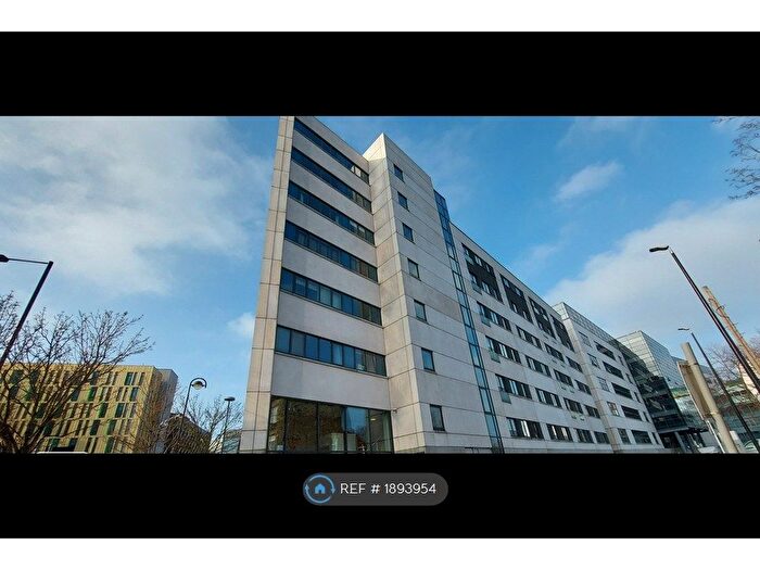2 Bedroom Flat To Rent In Citygate, Newcastle Upon Tyne, NE1