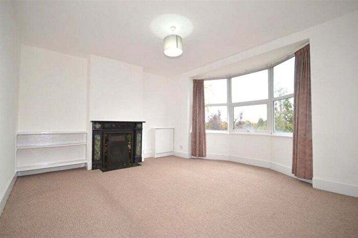 1 Bedroom Flat To Rent In Hatfield Road, St Albans, AL1