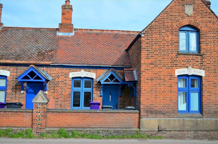 1 Bedroom House To Rent In Queens Road, Royston, SG8