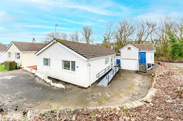 3 Bedroom Bungalow For Sale In Fern Hill, Benllech, Tyn-y-Gongl, Isle Of Anglesey, LL74