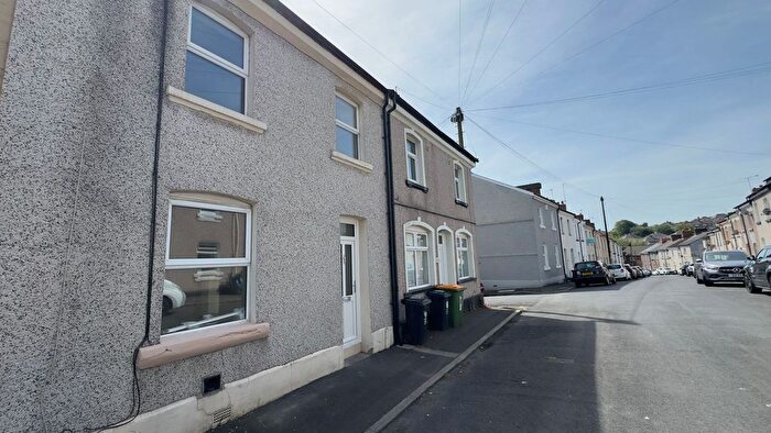 3 Bedroom Terraced House To Rent In Dos Road, Newport, NP20
