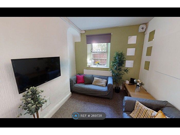 4 Bedroom Flat To Rent In Gloucester Road, Bishopston, Bristol, BS7