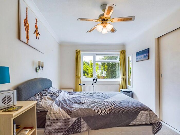 3 Bedroom Bungalow For Sale In Preston Way, Highcliffe, Dorset, BH23