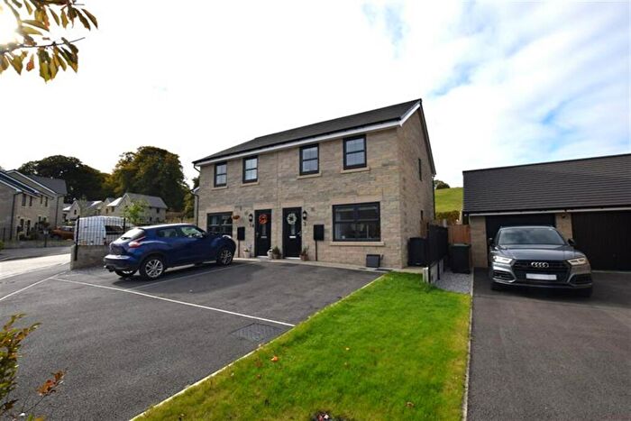 3 Bedroom Semi-Detached House To Rent In Overton Lane, Whaley Bridge, High Peak, SK23