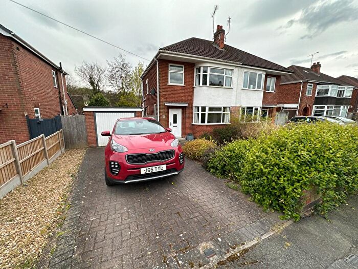 3 Bedroom Semi Detached House For Sale In Malvern Avenue, Stapenhill, Burton-on-Trent, DE15