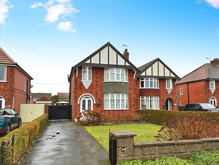 3 Bedroom Detached House For Sale In Newark Road, North Hykeham, LN6