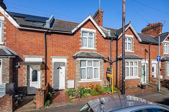 3 Bedroom Terraced House For Sale In Kings Road, Caversham, Reading, RG4