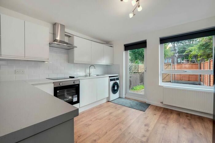 3 Bedroom Terraced House To Rent In Flanders Crescent, London, SW17