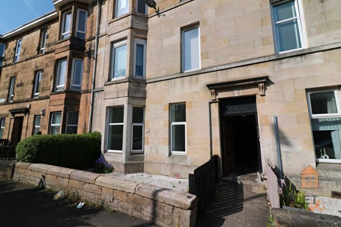 2 Bedroom Flat To Rent In Mavisbank Terrace, Paisley, PA1