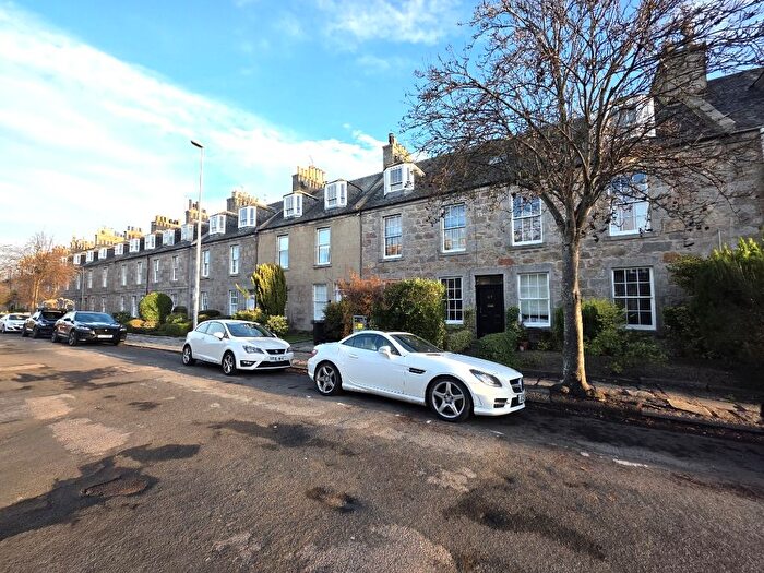 1 Bedroom Flat To Rent In Victoria Street, City Centre, Aberdeen, AB10