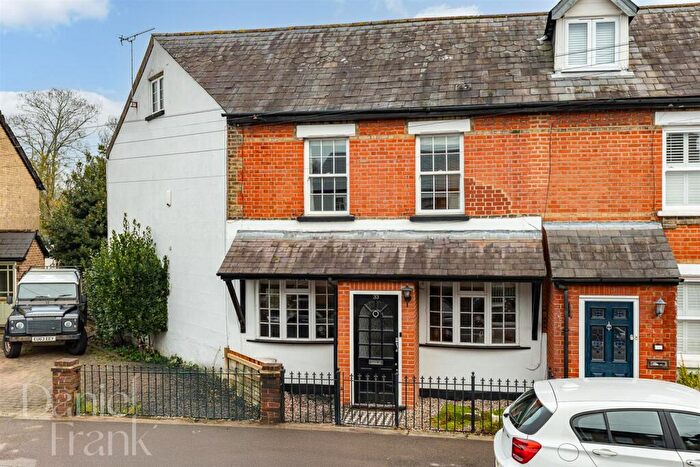 3 Bedroom End Of Terrace House For Sale In Forest Road, Loughton, IG10