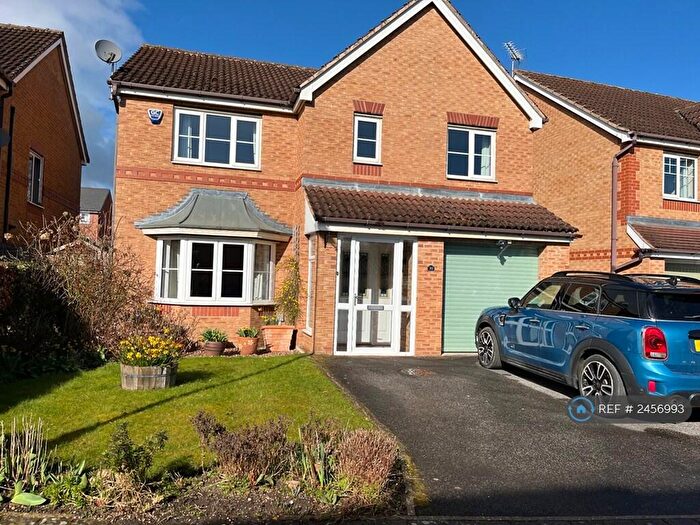 4 Bedroom Detached House To Rent In Balmoral Drive, Leeds, LS26