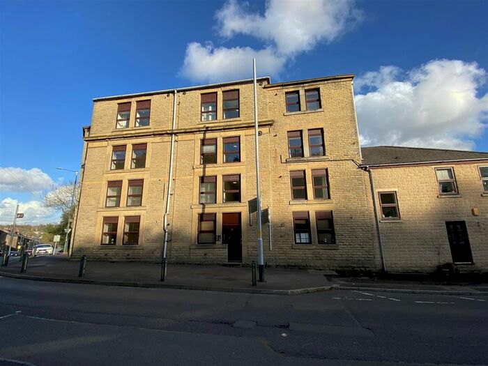 1 Bedroom Flat To Rent In Mitre House, Mossley, OL5