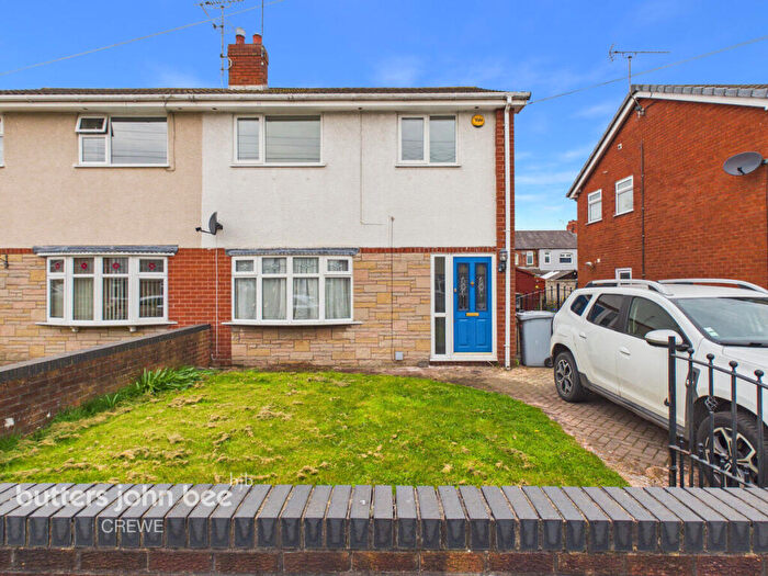 3 Bedroom Semi Detached House For Sale In Monks Lane, Crewe, CW1