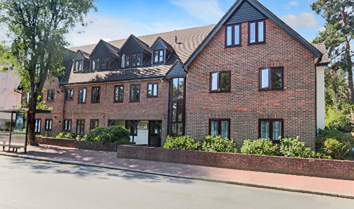 Retirement Property For Sale In Coulsdon Road, Coulsdon, Surrey, CR5