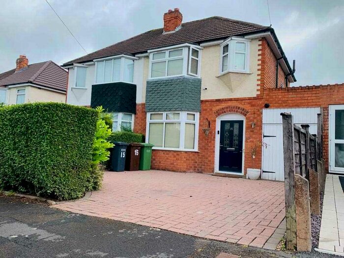 3 Bedroom Semi-Detached House To Rent In Irving Road, Olton, B92