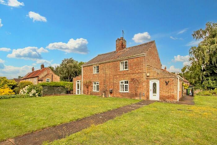 3 Bedroom Detached House For Sale In Lynn Road, Great Bircham, PE31