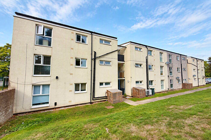 2 Bedroom Apartment For Sale In Mandarin Way, Howe Road, Gosport, PO13