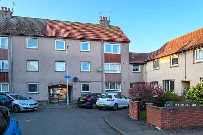 3 Bedroom Flat To Rent In Orchardgate, Cupar, KY15